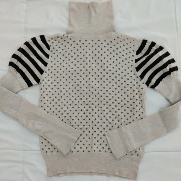 Cream Turtleneck Sweater XS - Picture 2 of 3